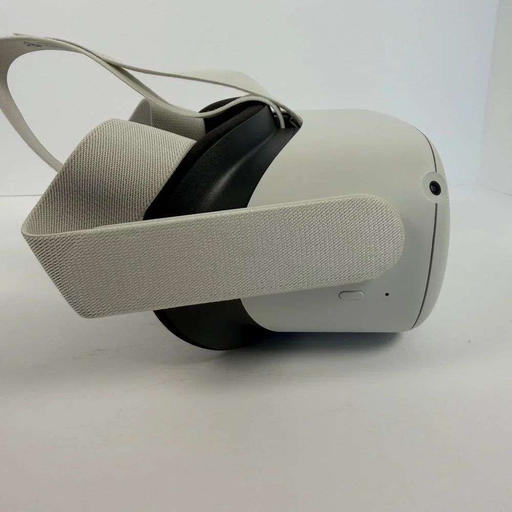 Meta Oculus Quest 2 VR Headset 256GB White Virtual Reality Bundle with Case
